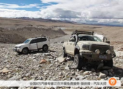 某牛人刚拿到驾照 就买了一辆越野车踏上去了西藏的路途 结果