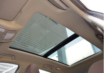 秒杀途观、昂科威，众泰 8万级SUV竟有1.2平大全景天窗！