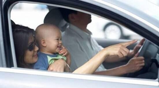 70%的家长不知道如何正确开车带儿童出行！准家长也注意了
