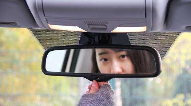 行车支招：女司机如何判断后方来车？不要忽略这个镜子