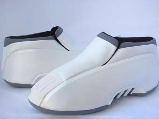 耐克X悍马、奥迪X阿迪，这些强强联合的球鞋与汽车你喜欢吗？