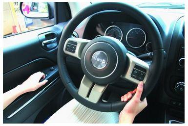 选车时你会看重方向盘吗？哪种手感好？哪种操控好？