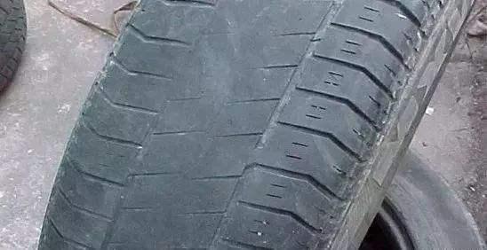 轮胎内侧磨损严重是哪的问题？底盘还是轮胎，大师告诉原因
